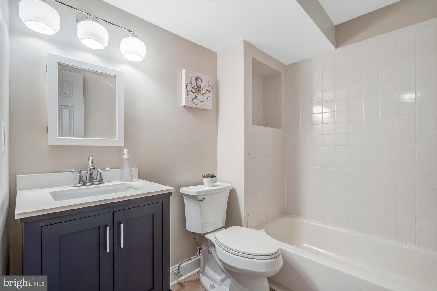 7703 Newmarket Drive photo 30