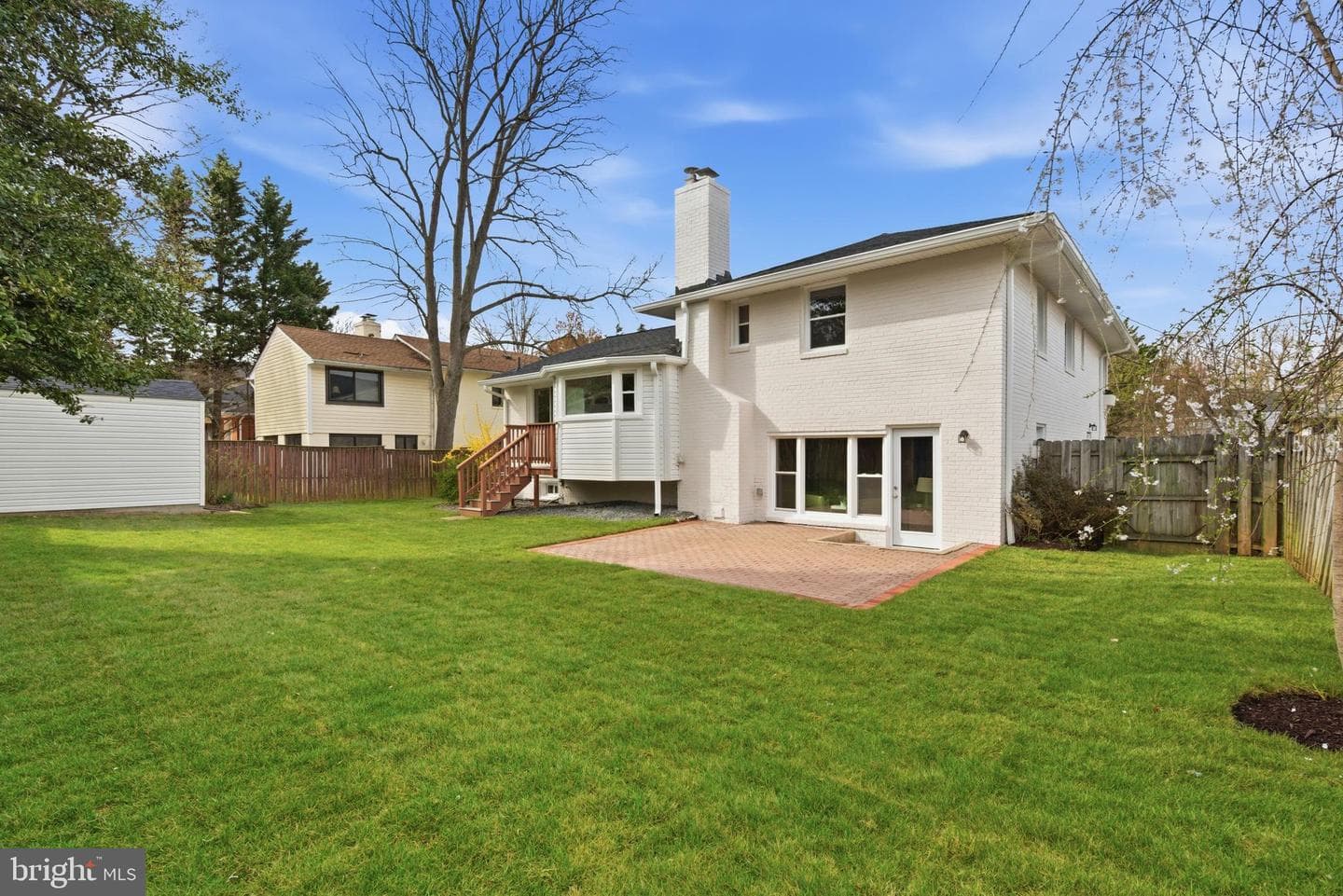 7703 Newmarket Drive photo 32