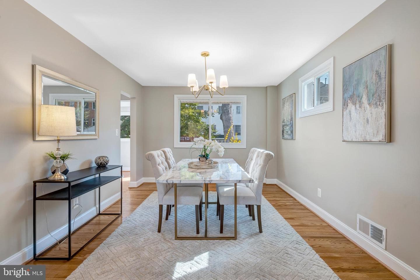 7703 Newmarket Drive photo 6