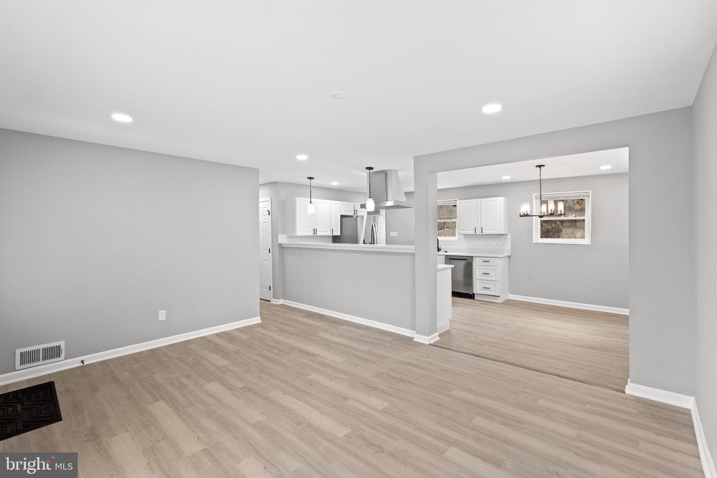 4718 Boiling Brook Parkway photo 8