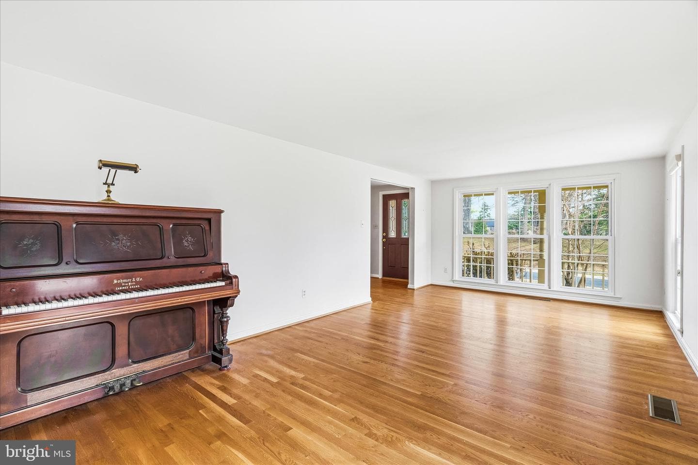 19312 Meaderidge Place photo 8