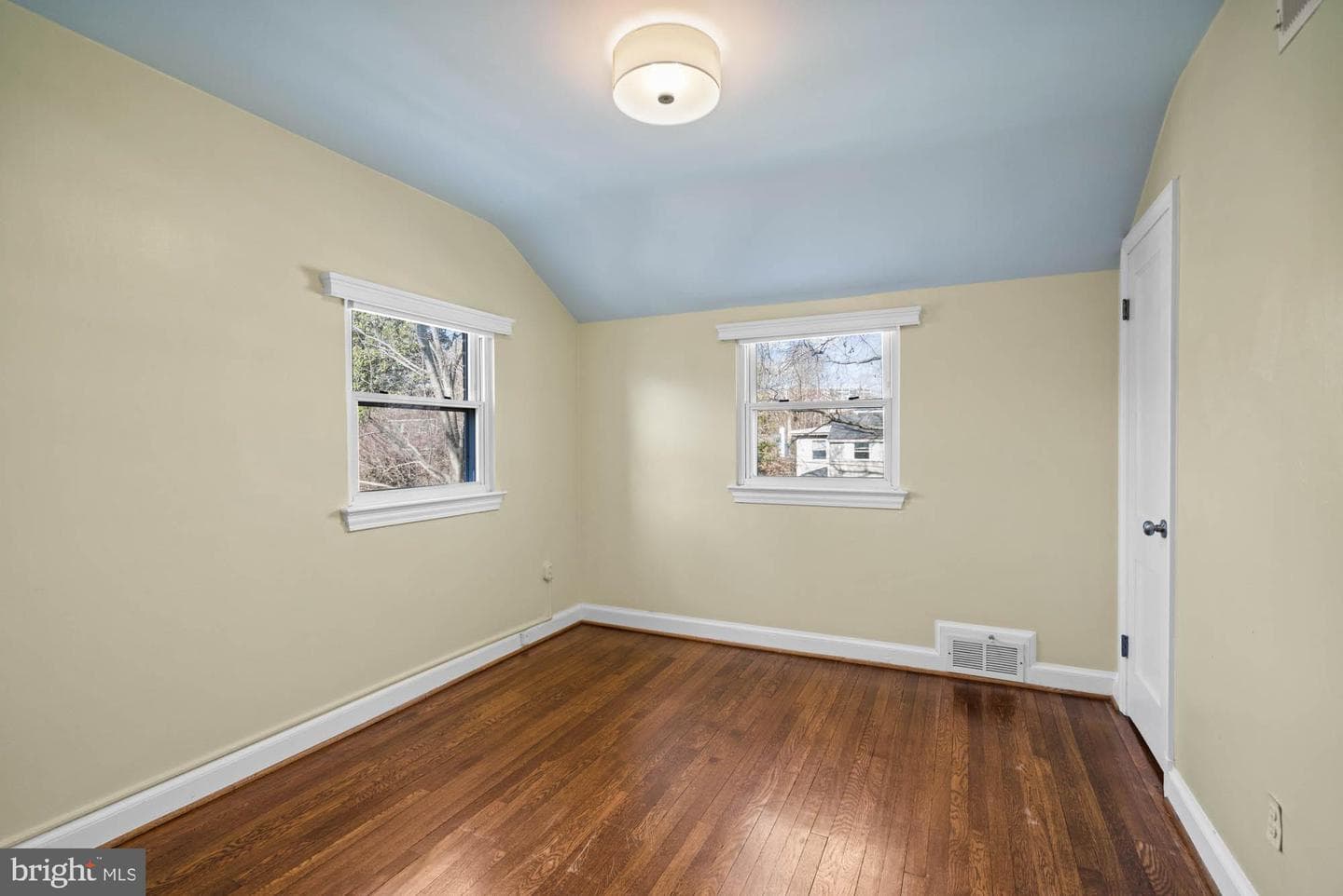 5305 Wakefield Road photo 56