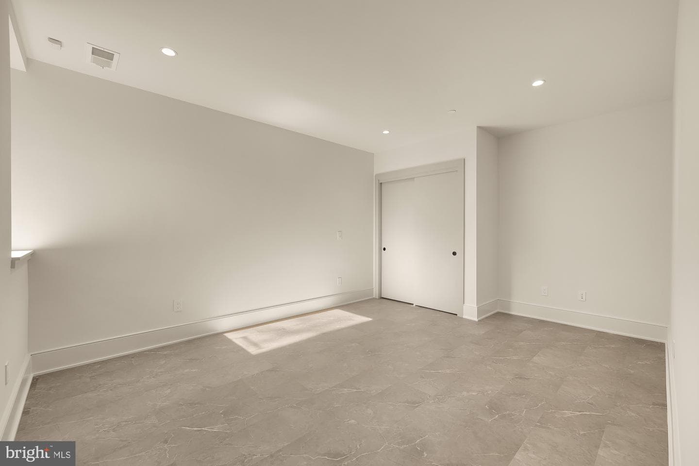 5828 Tanglewood Drive photo 42
