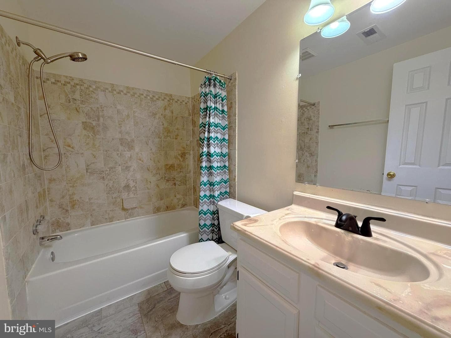 18120 Chalet Drive #11-204 photo 21
