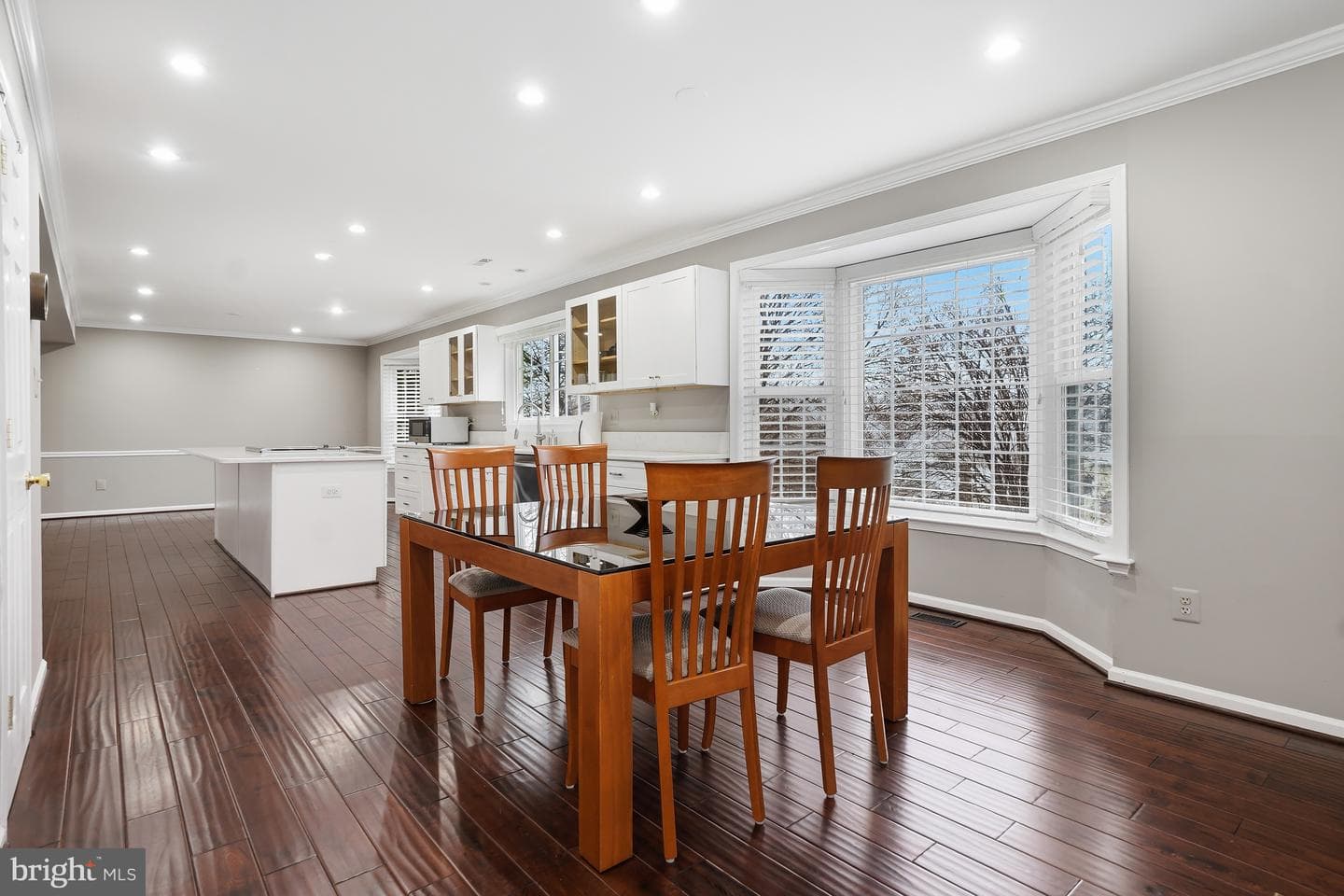 4 Leatherbark Court photo 21
