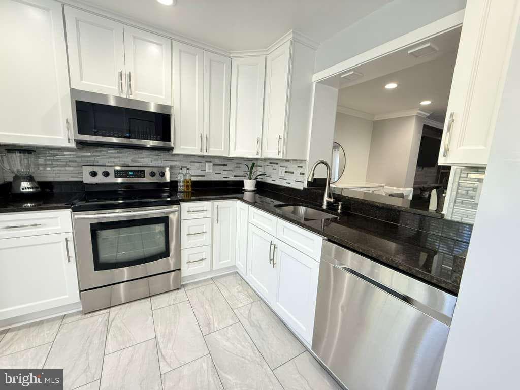 19347 Liberty Heights Lane photo 12
