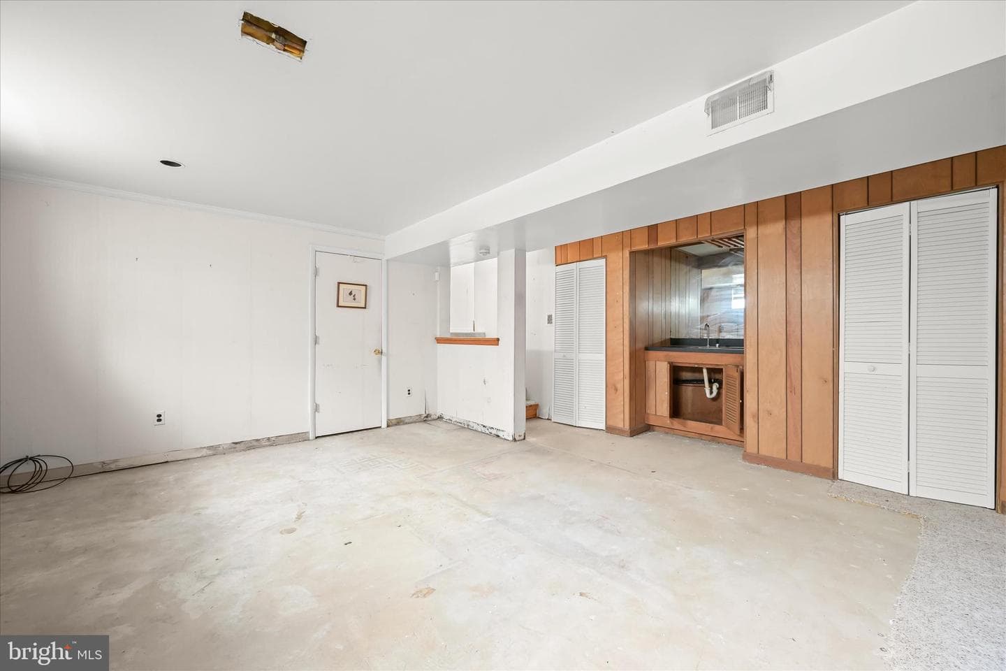 20130 Waringwood Way photo 37