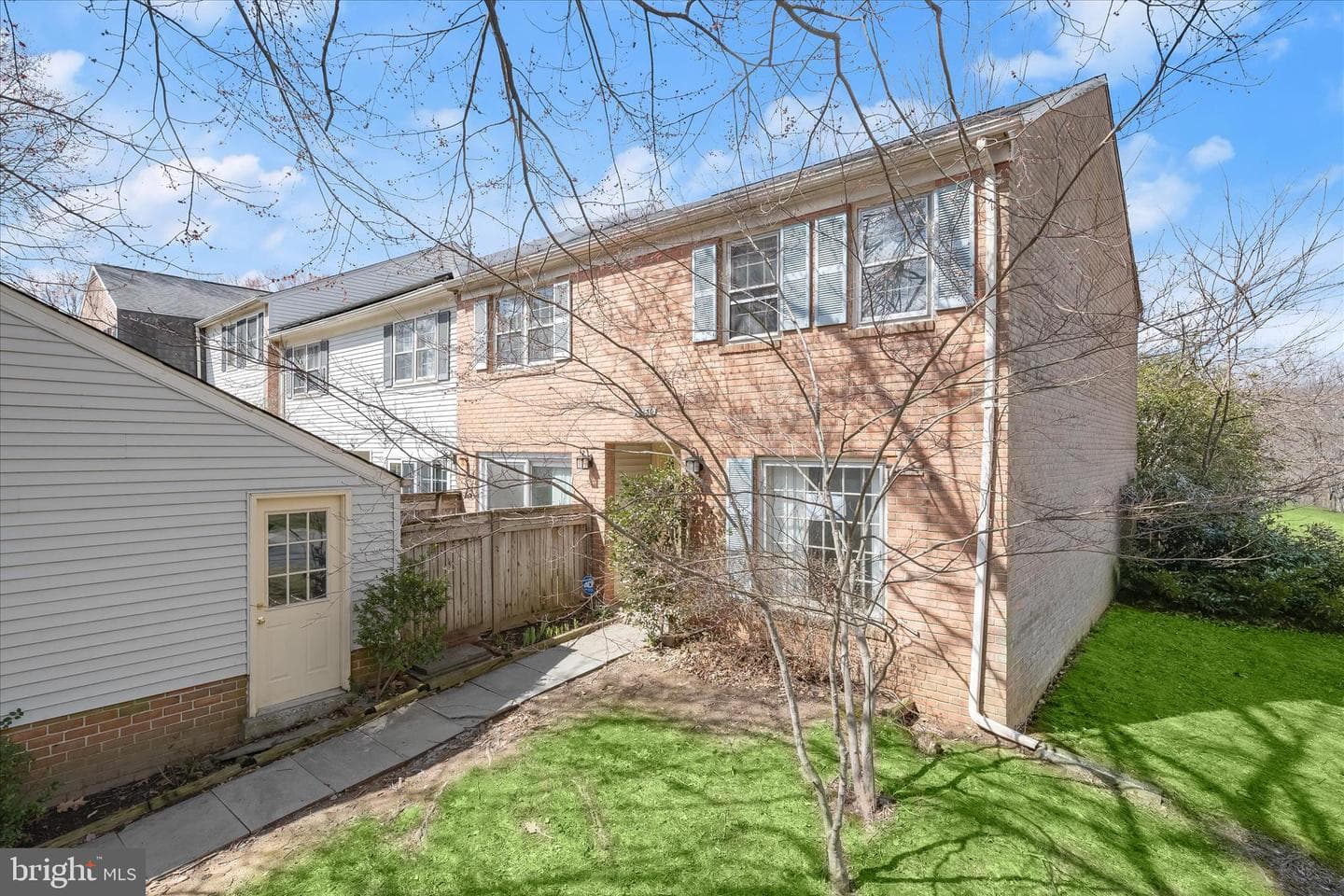 20130 Waringwood Way photo 45