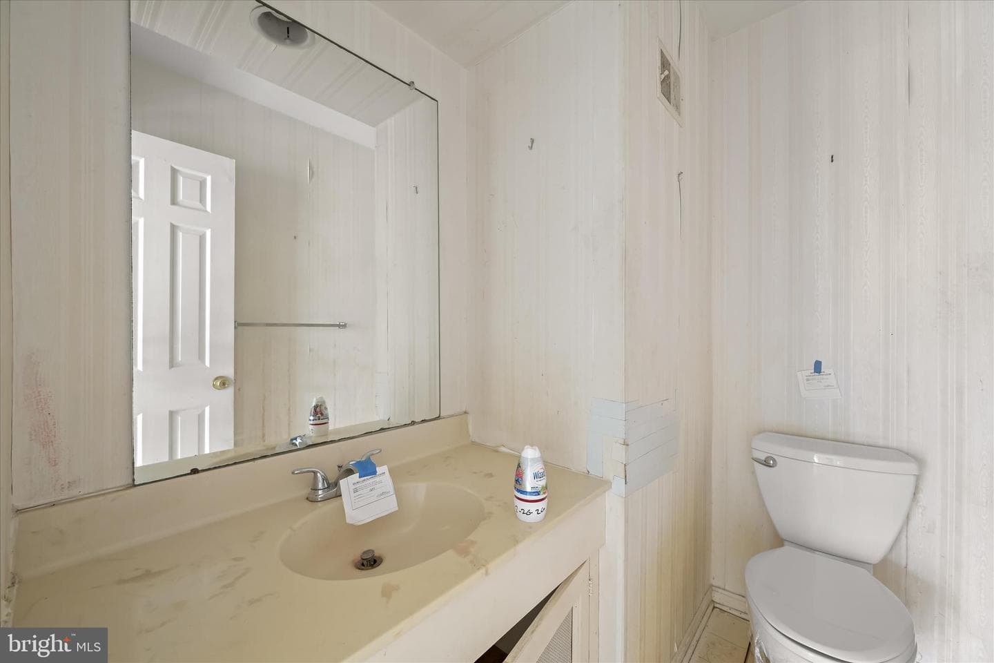 20130 Waringwood Way photo 7