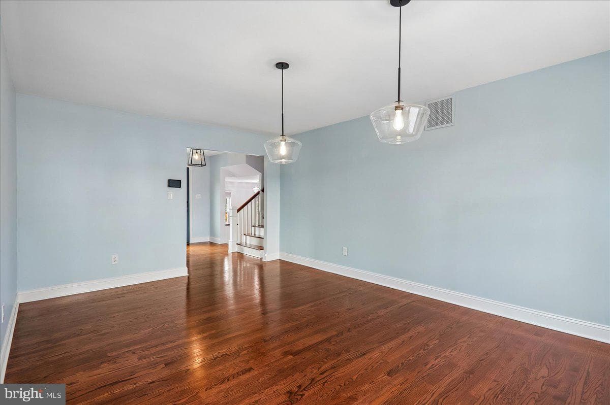 14002 Drake Drive photo 11