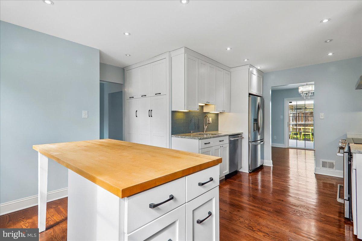 14002 Drake Drive photo 30