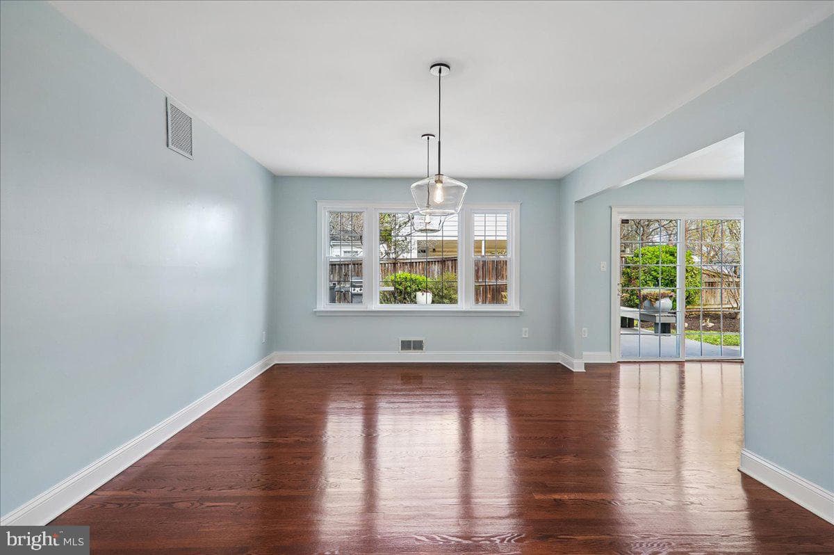 14002 Drake Drive photo 9