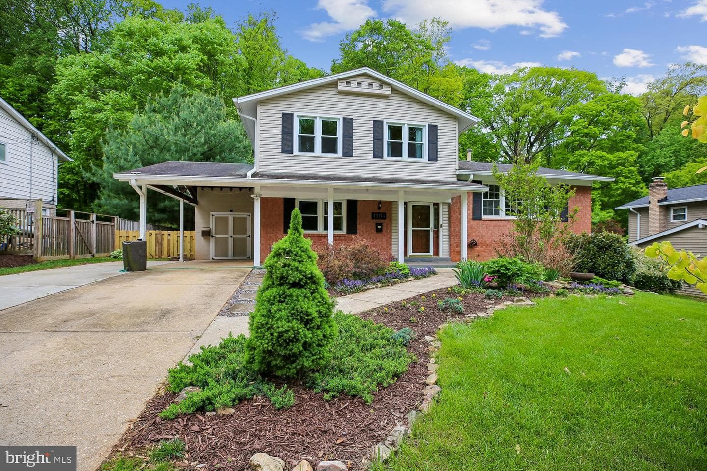 13714 Drake Drive photo 2