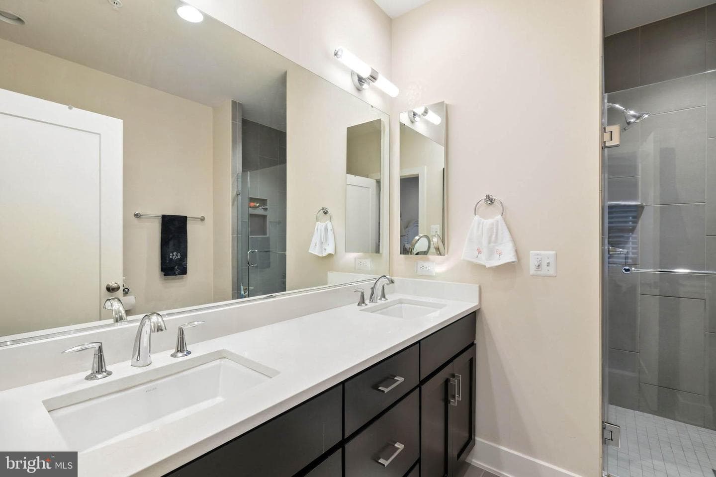 6738 Eames Way photo 13