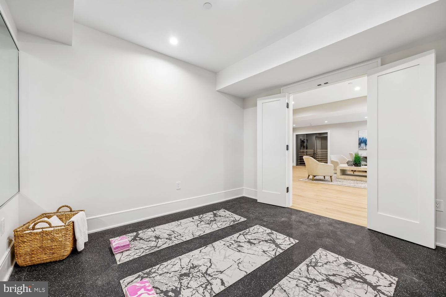 3008 Jennings Road photo 77