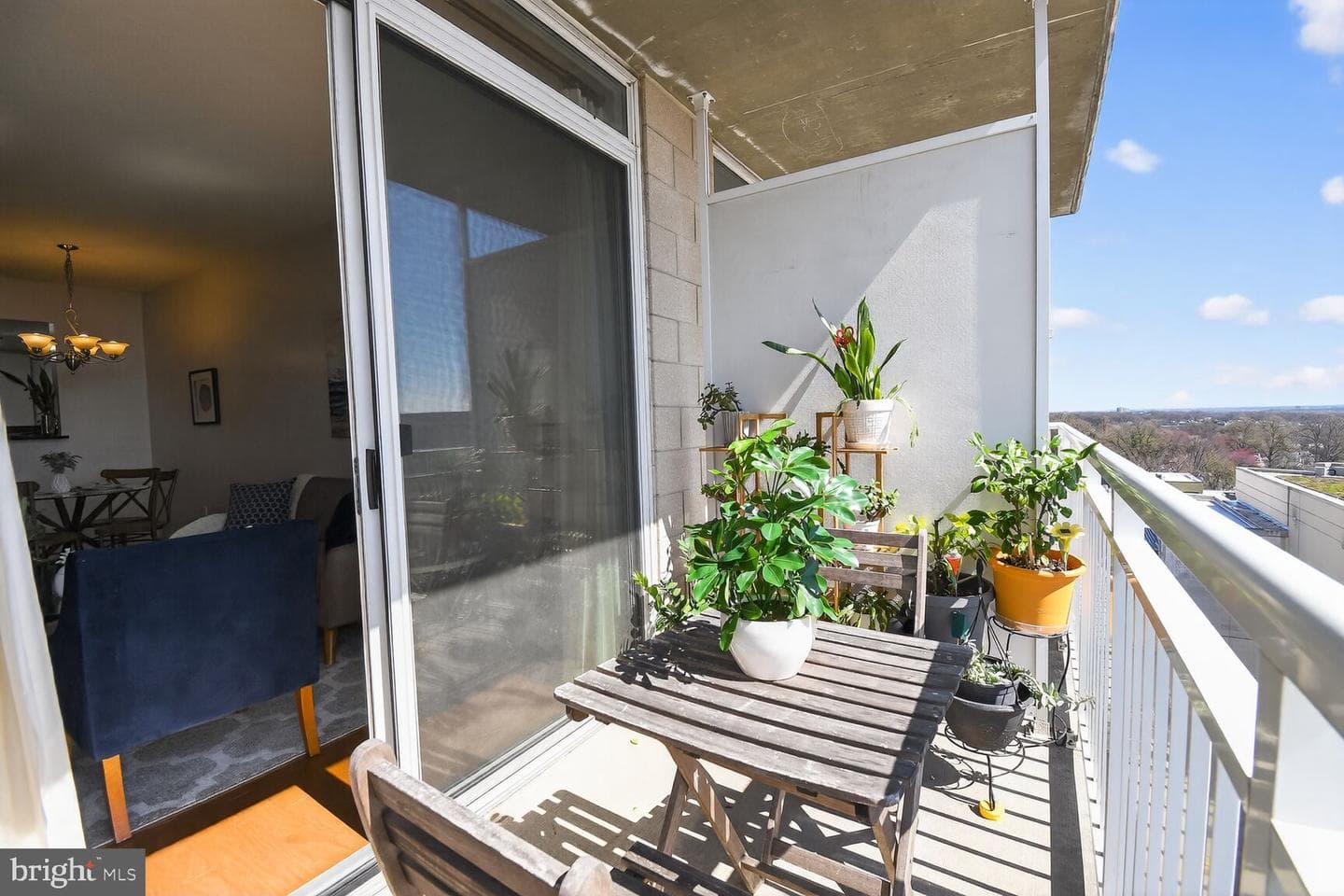 930 Wayne Avenue #1302 photo 32