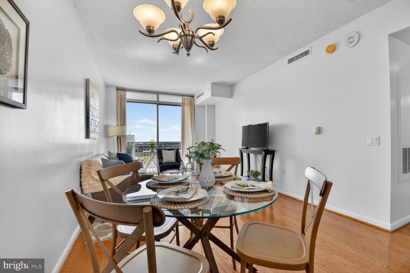 930 Wayne Avenue #1302 photo 6