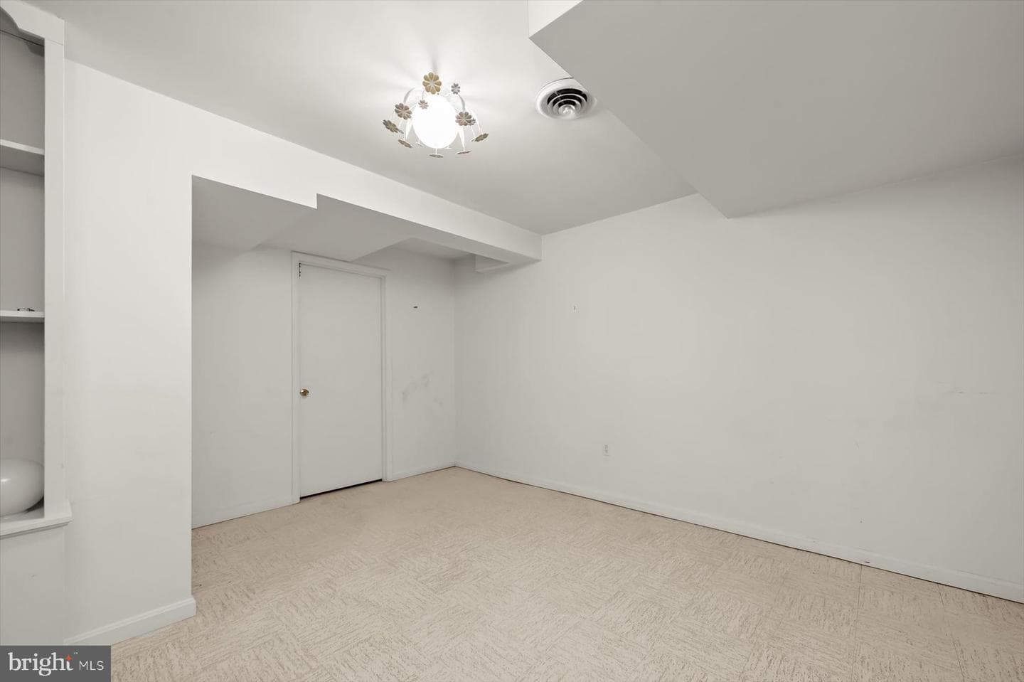 10008 Carmelita Drive photo 21