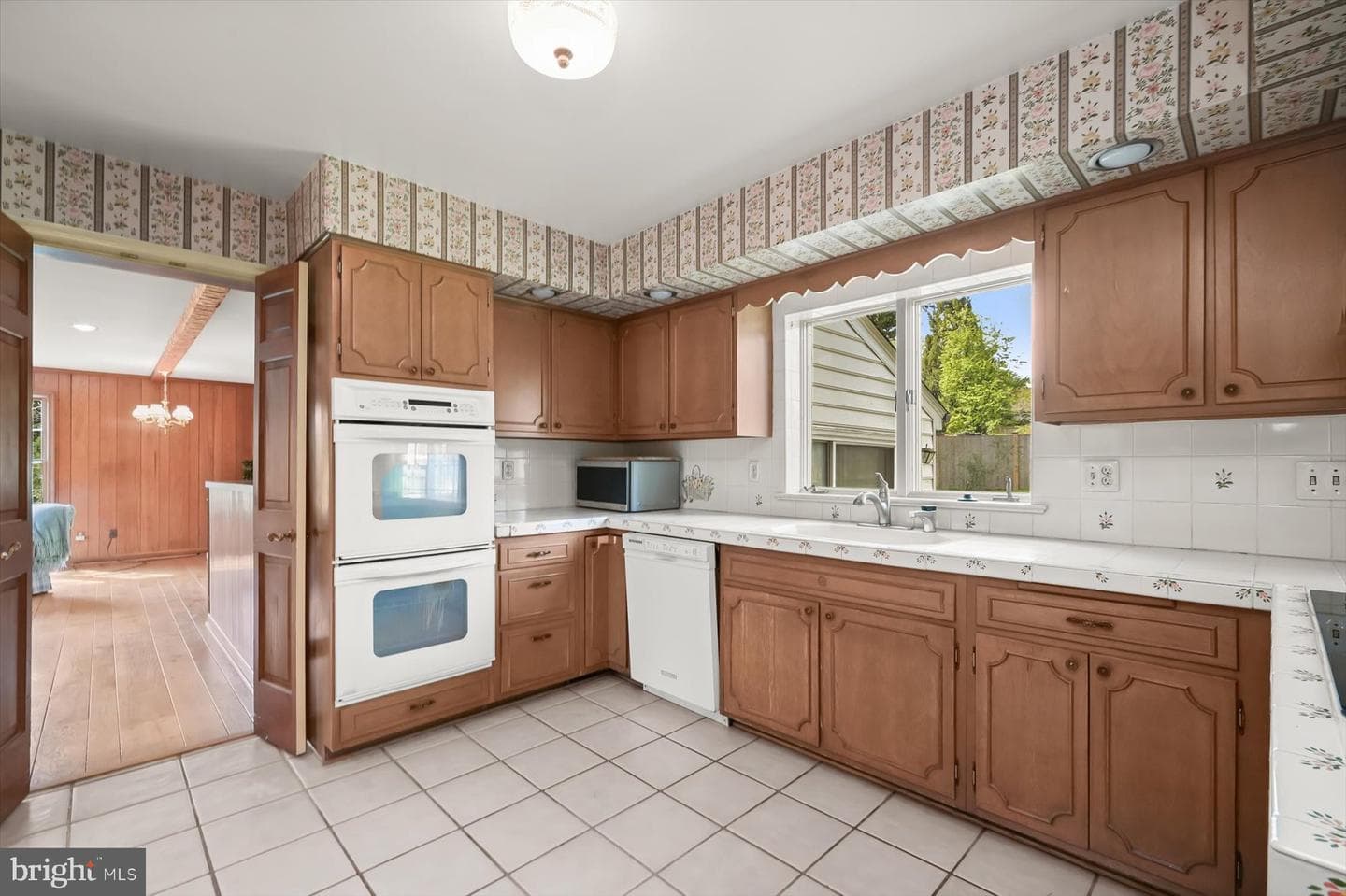 10008 Carmelita Drive photo 9