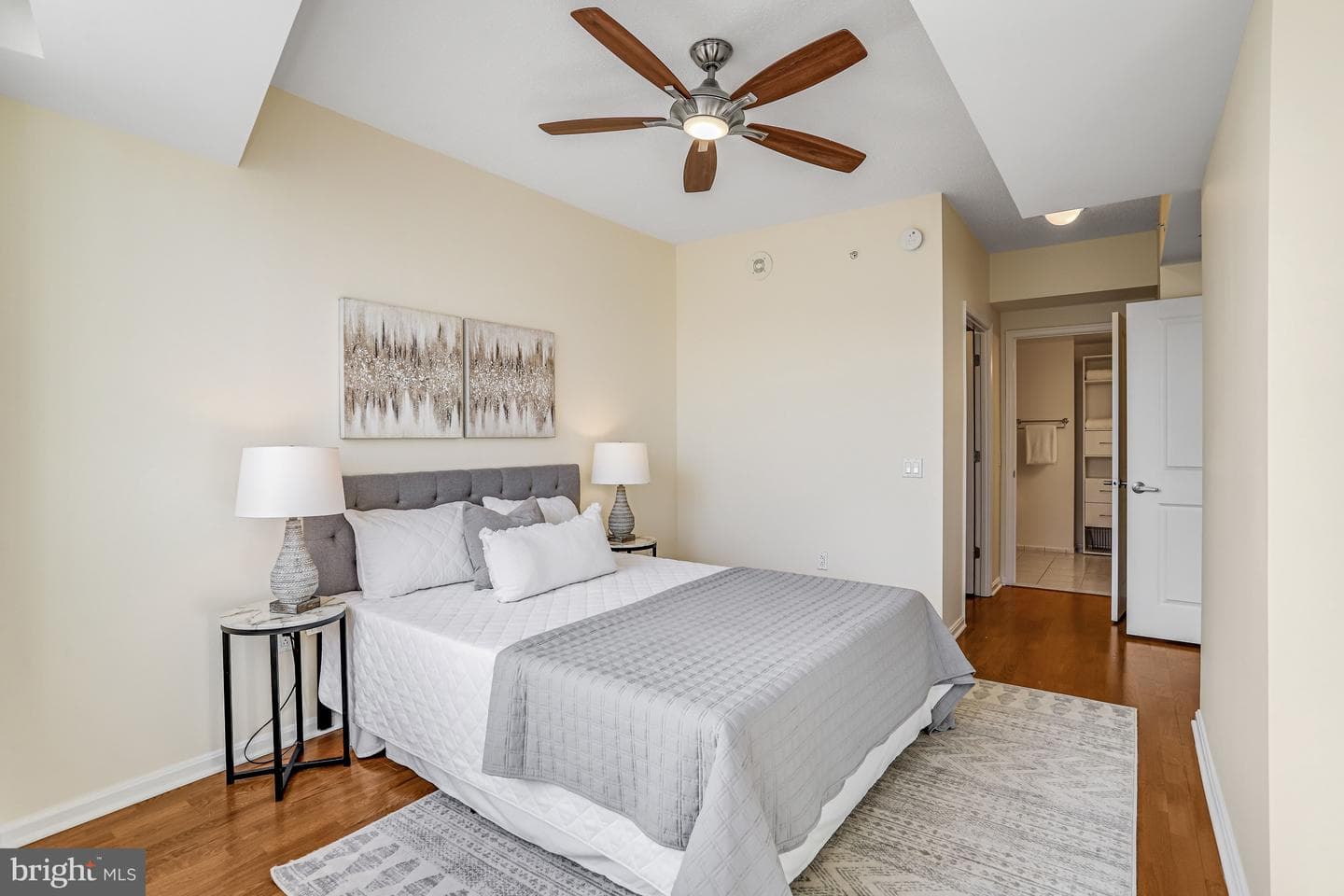 930 Wayne Avenue #1009 photo 14