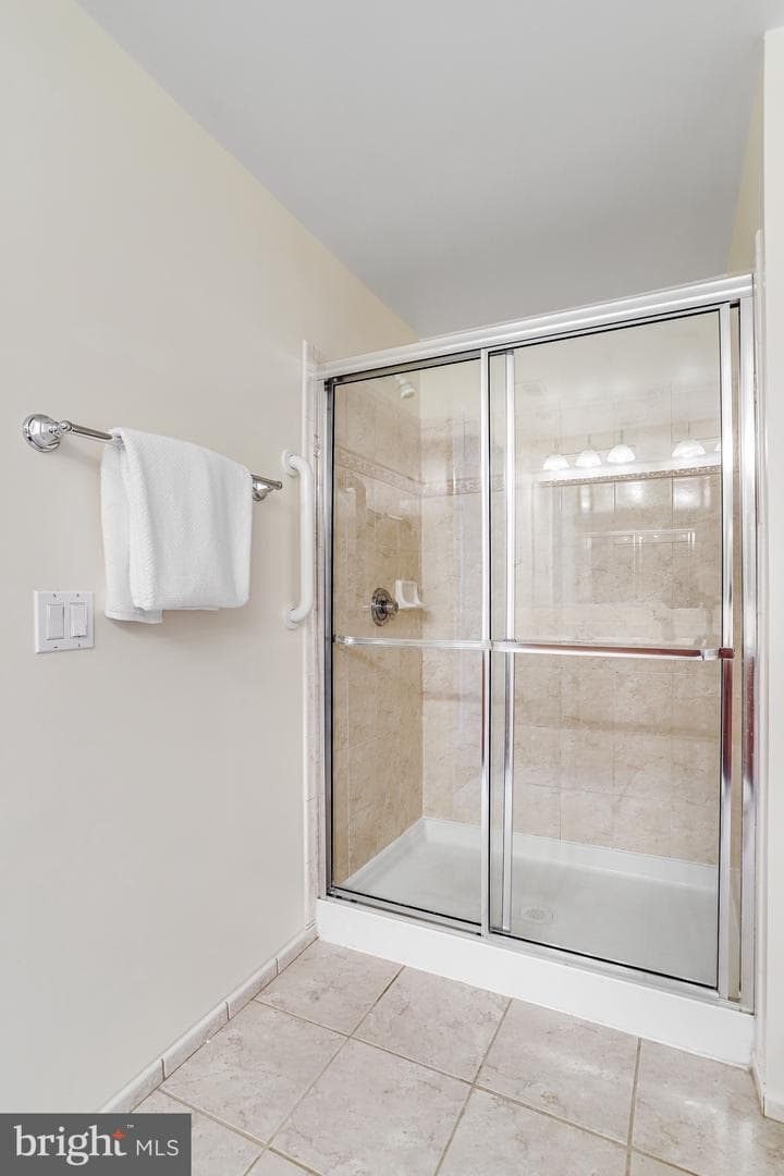 930 Wayne Avenue #1009 photo 18