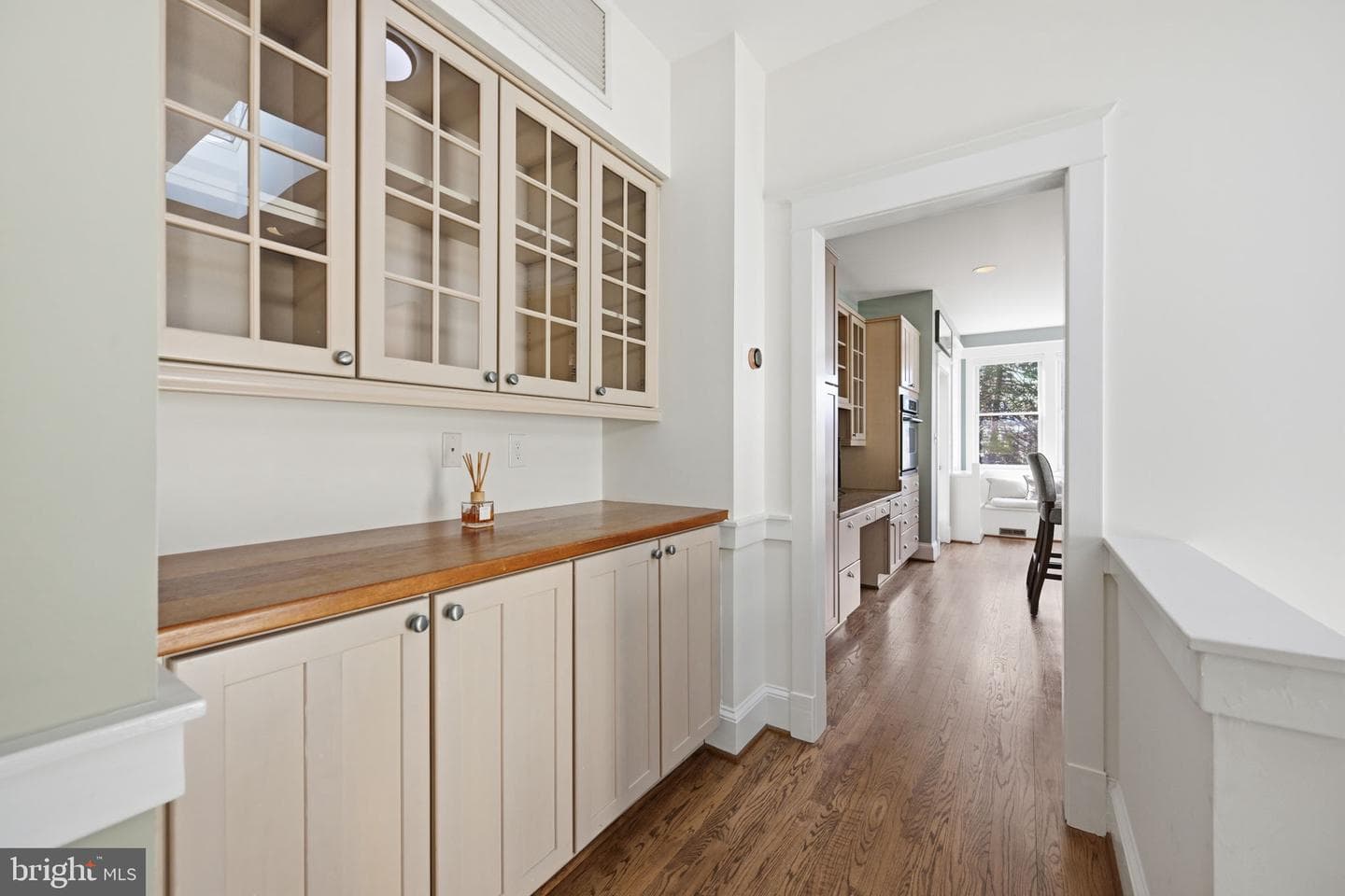 309 Elm Avenue photo 9