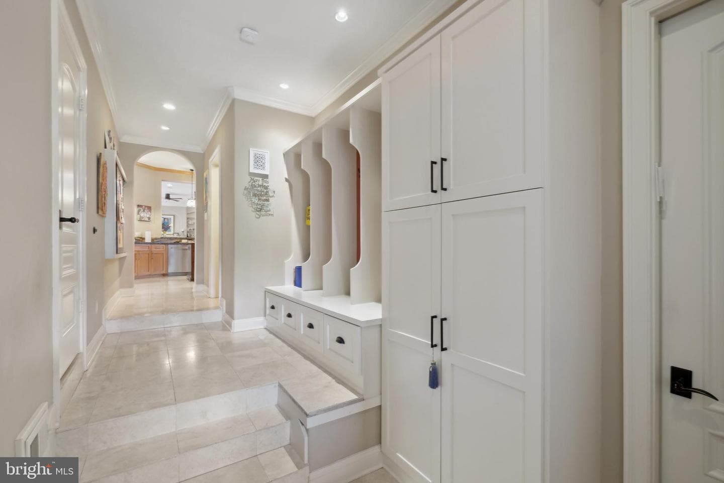 11724 Gainsborough Road photo 20