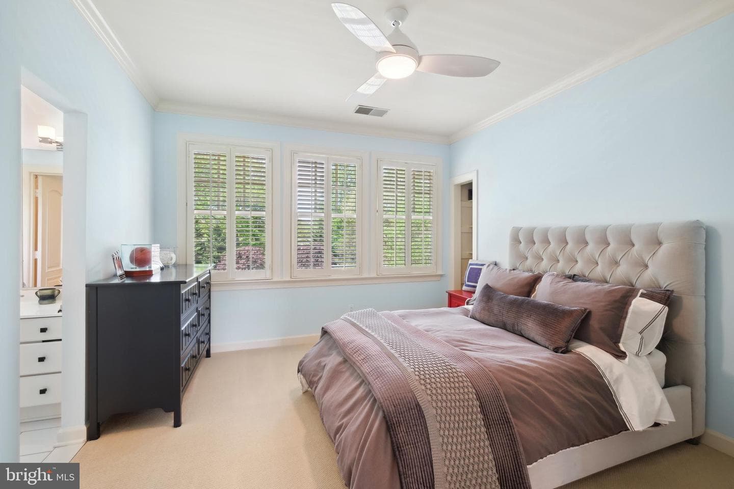 11724 Gainsborough Road photo 40