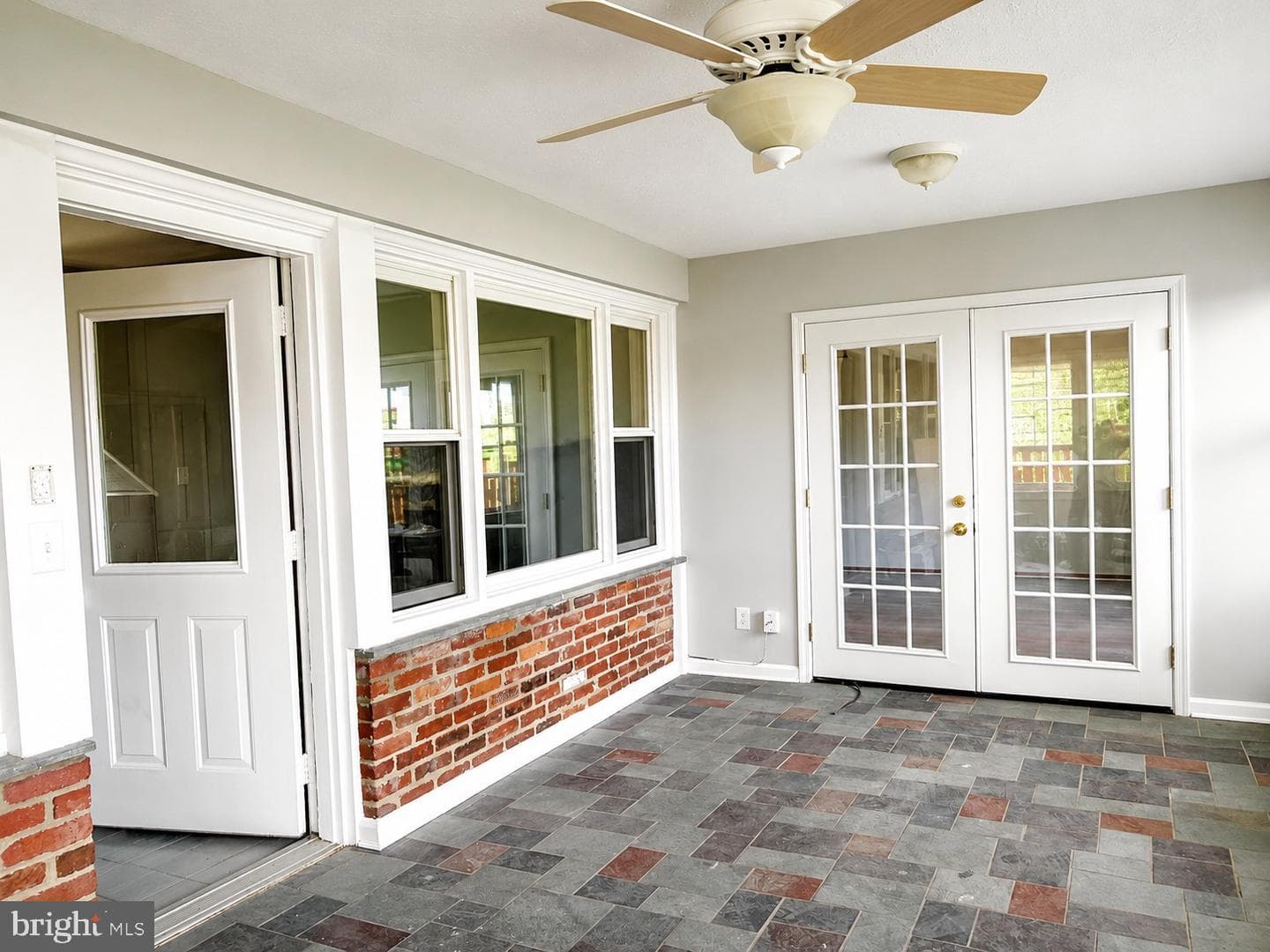 9907 Woodland Drive photo 30
