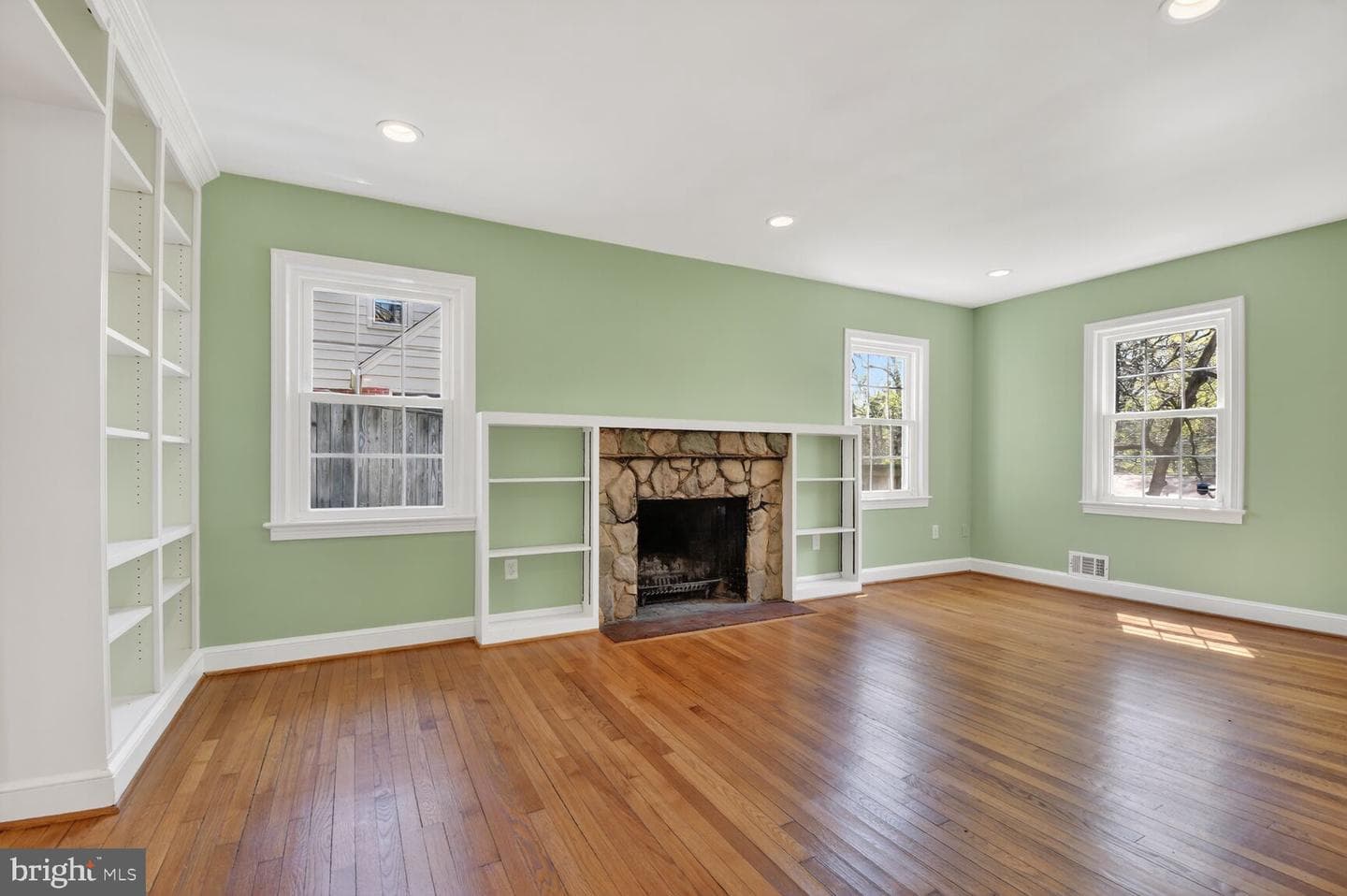 12 Parkside Road photo 6