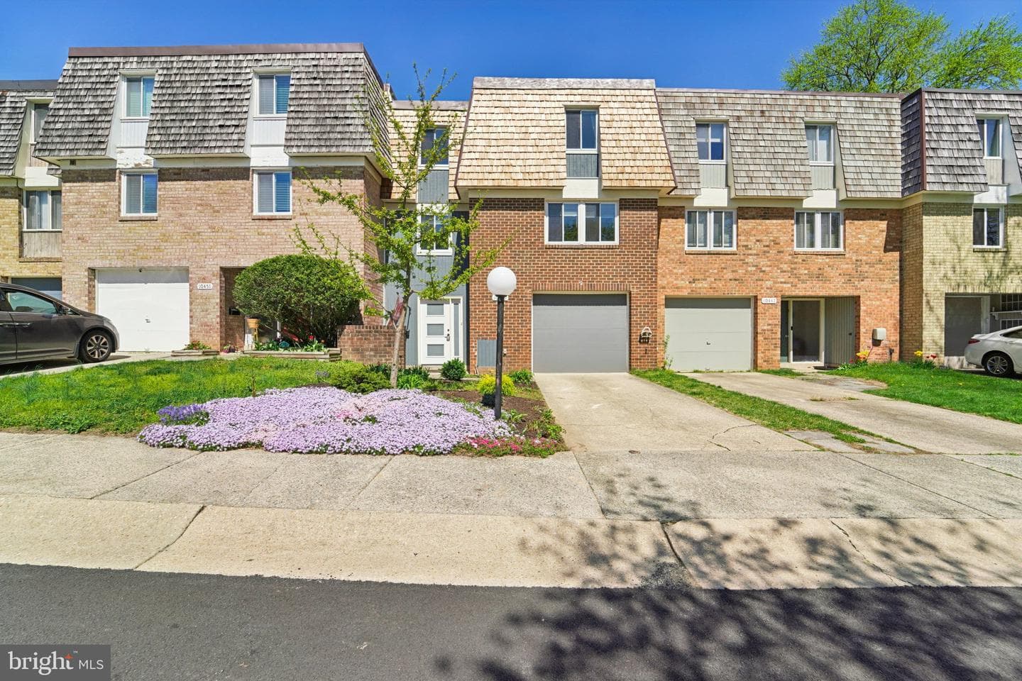 10449 Kardwright Court photo 2