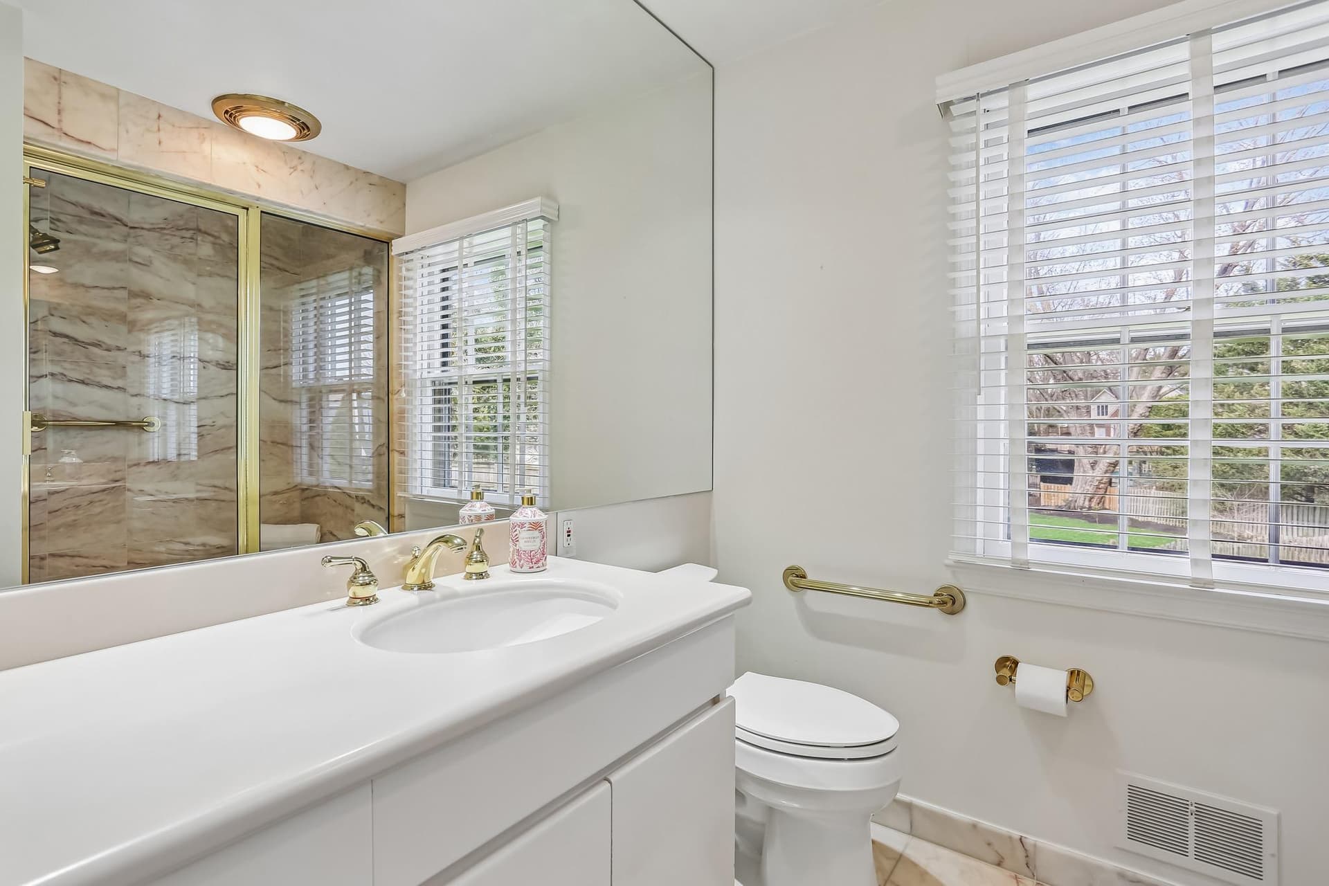 11001 Rosemont Drive photo 18