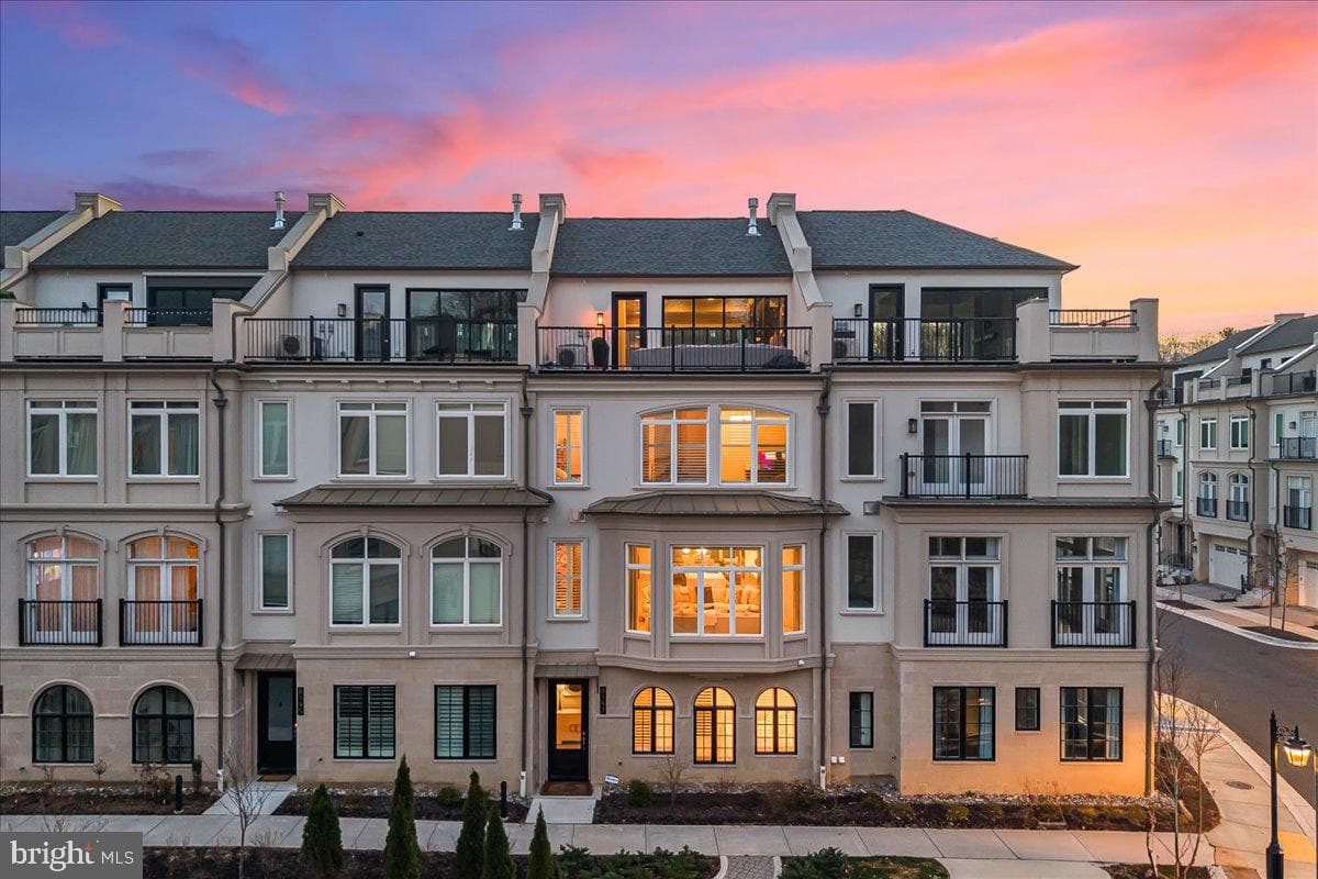 8197 River Road, Bethesda