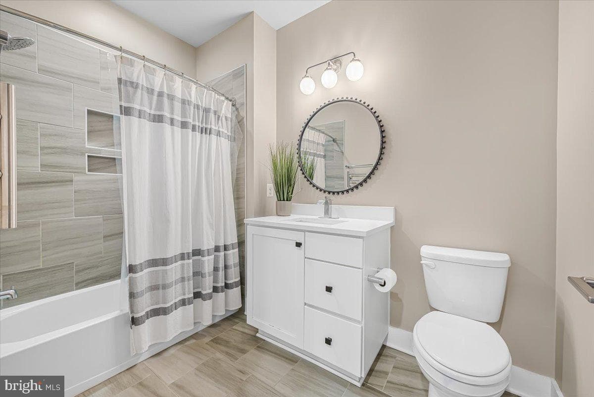 8197 River Road photo 29