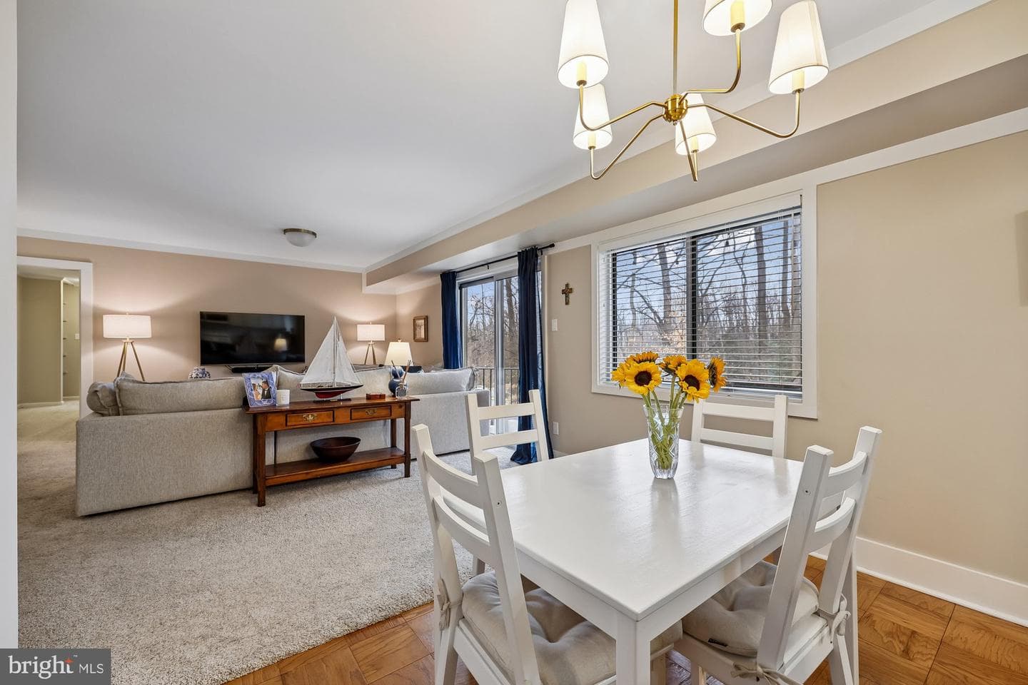 10619 Montrose Avenue #102 photo 11