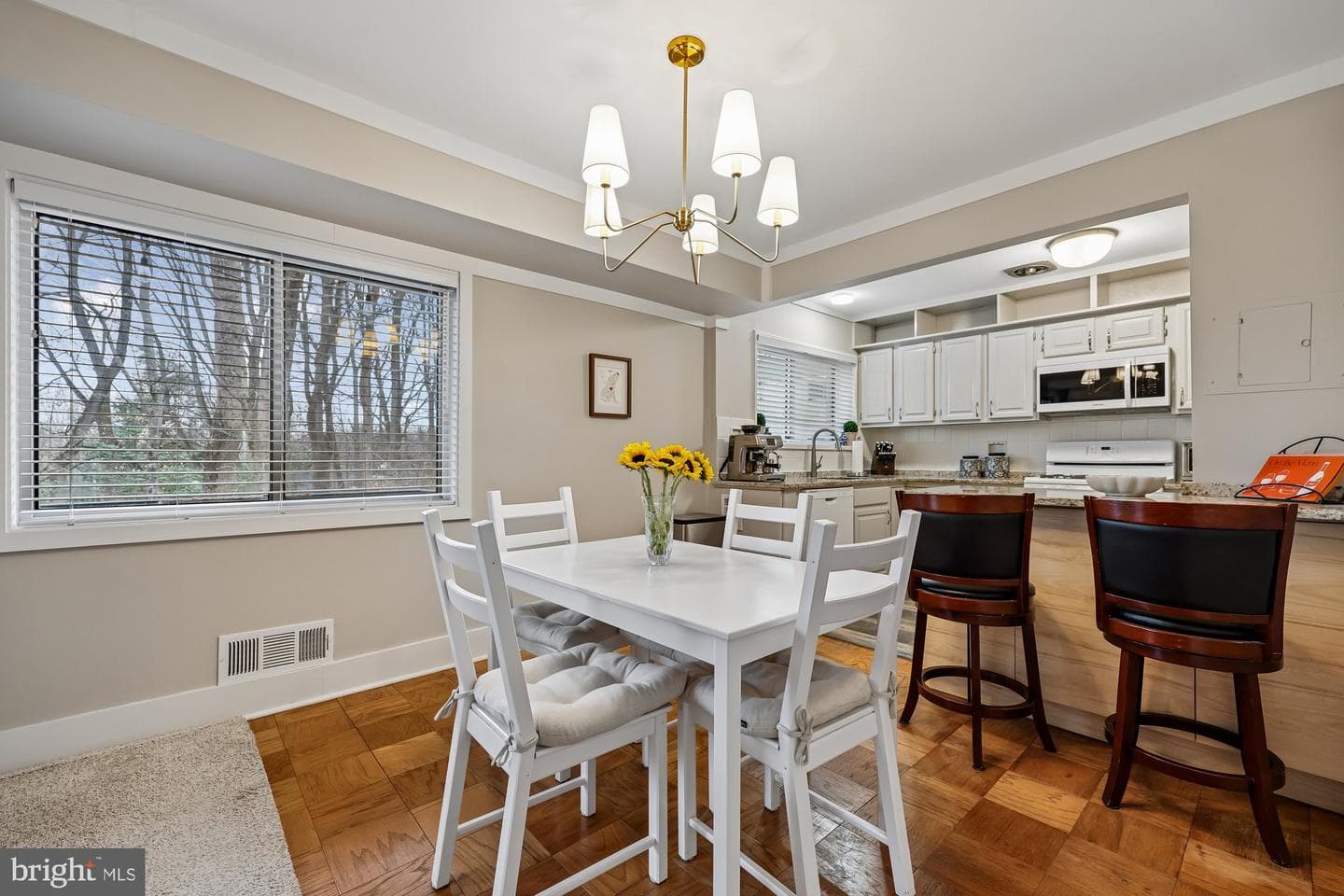 10619 Montrose Avenue #102 photo 3