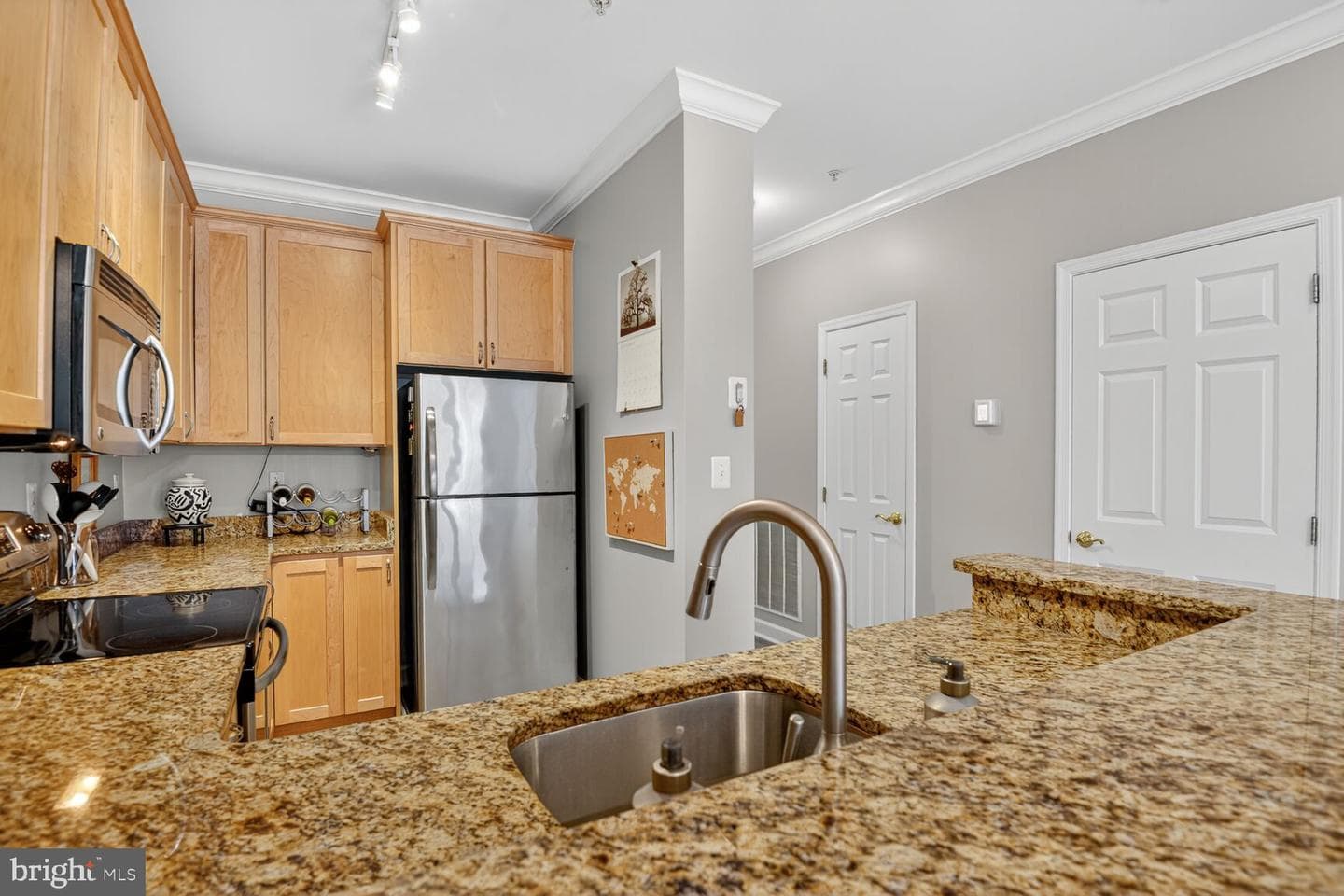 801 Pleasant Dr # 80114 photo 10