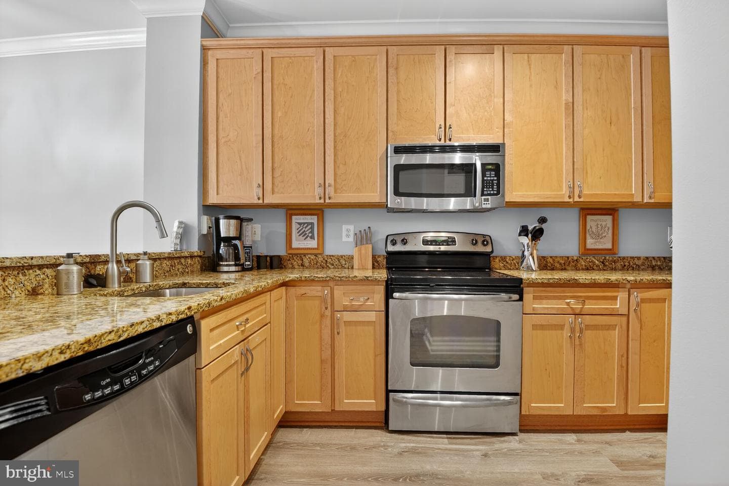 801 Pleasant Dr # 80114 photo 11