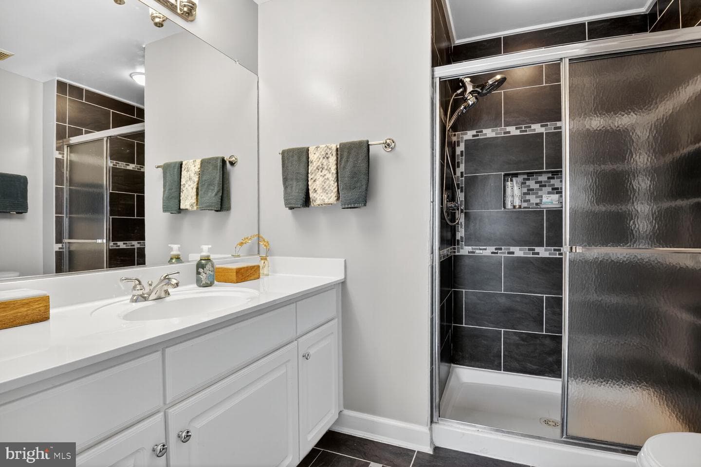 801 Pleasant Dr # 80114 photo 6