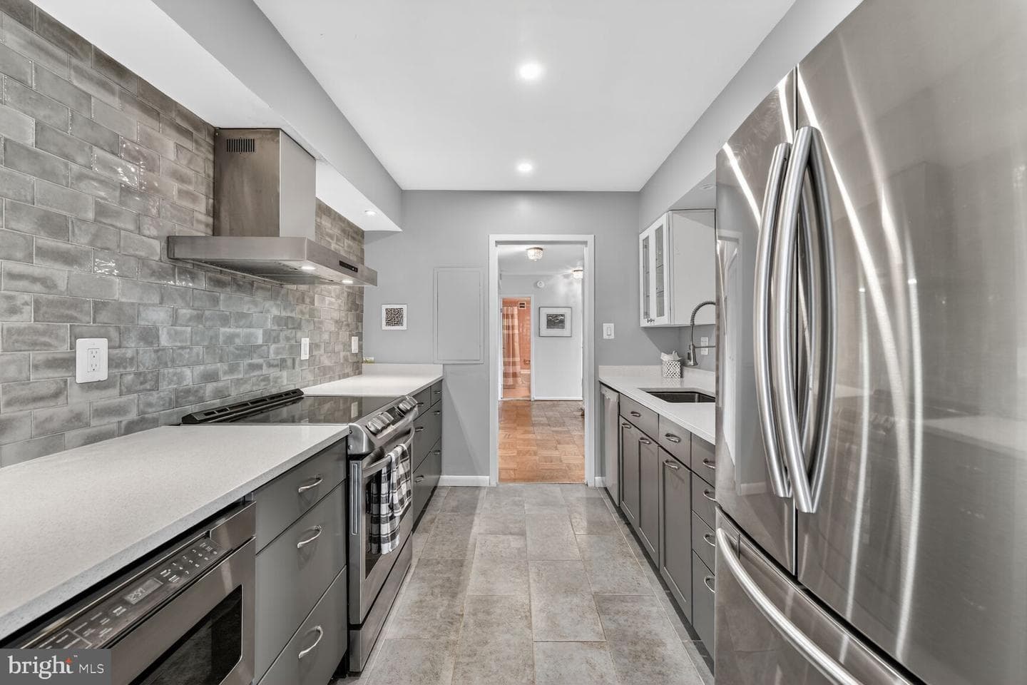 5100 Dorset Avenue #314 photo 3