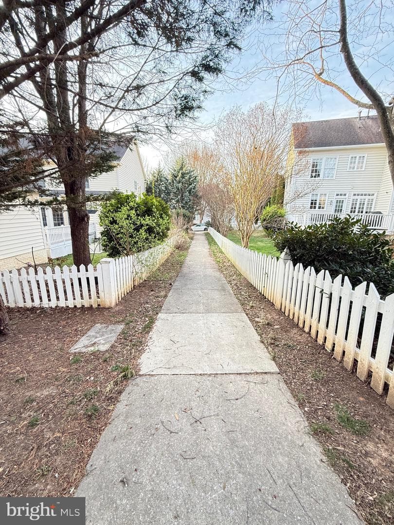 628 Bright Meadow Mews photo 27