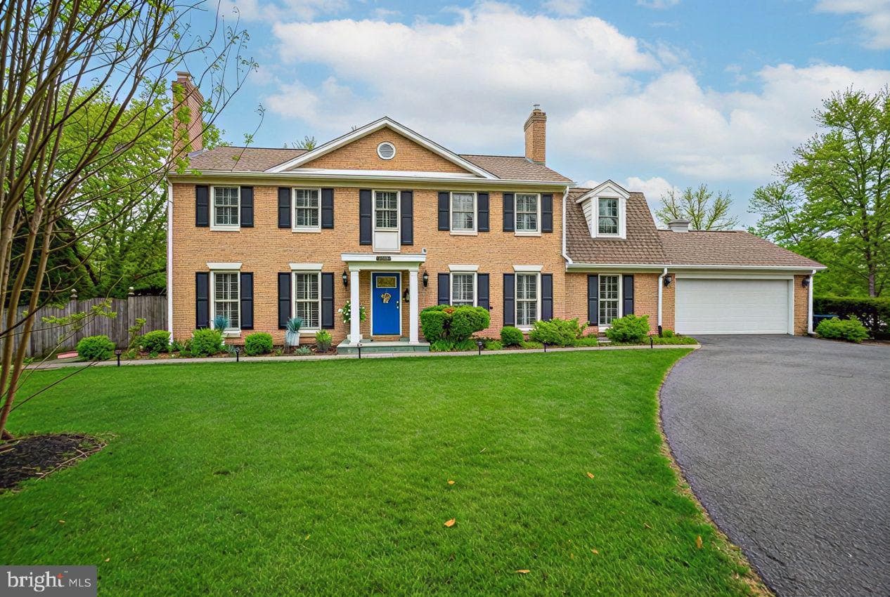 14900 Westbury Road photo 3