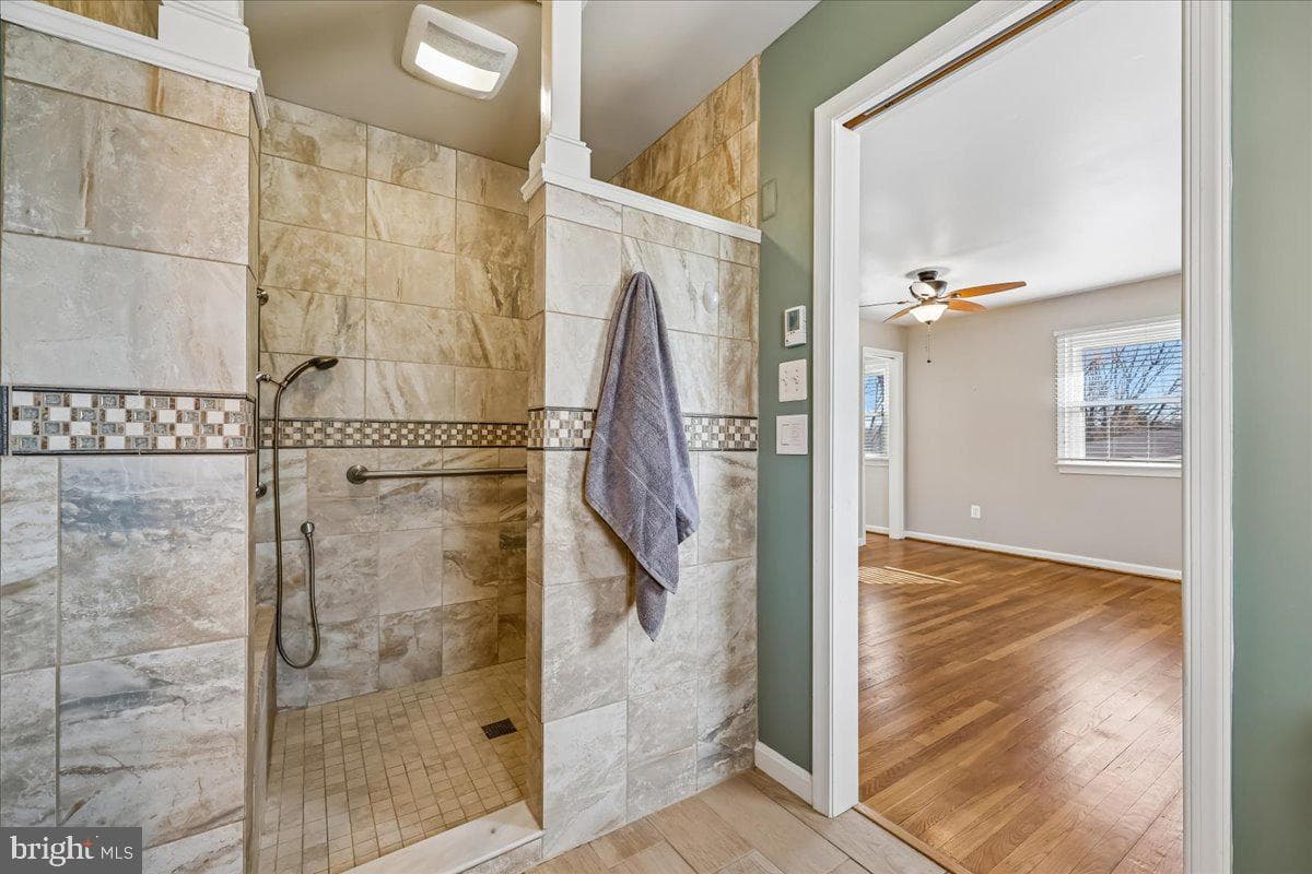 823 Diamond Drive photo 37