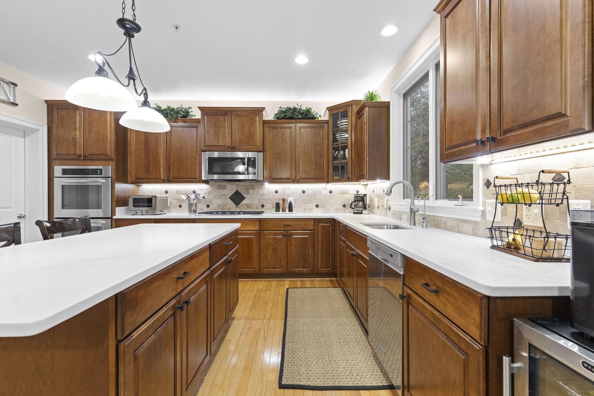 4700 Edgefield Road photo 8
