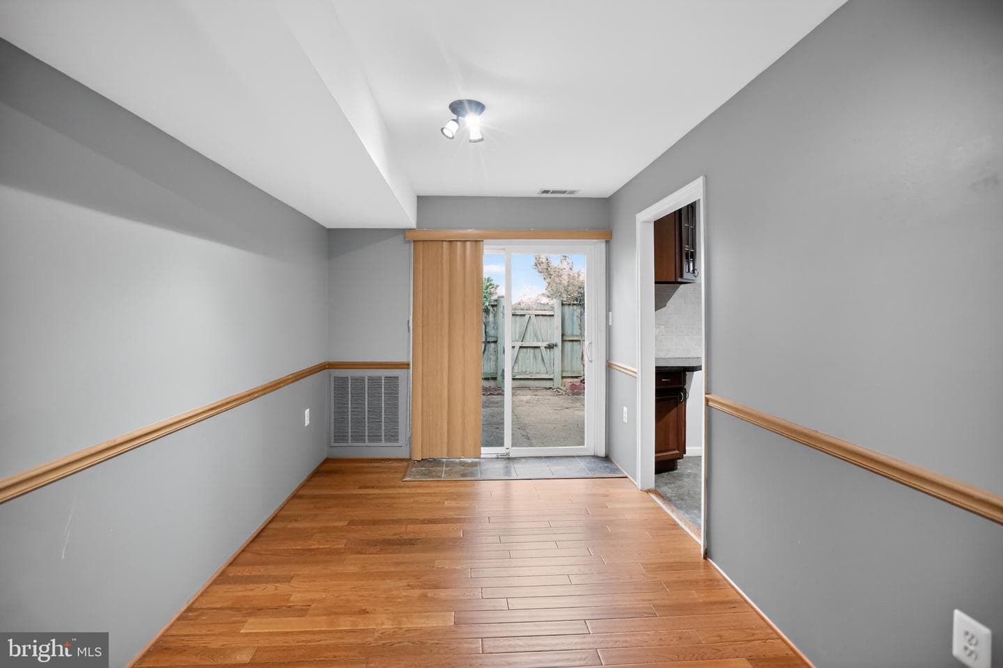 856 Azalea Drive #20-856 photo 12