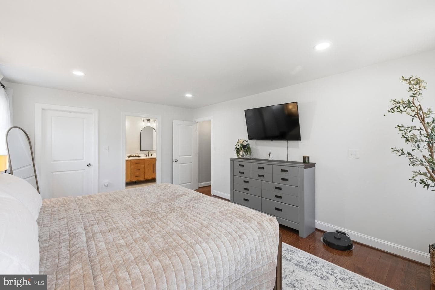 16905 Old Colony Way photo 36