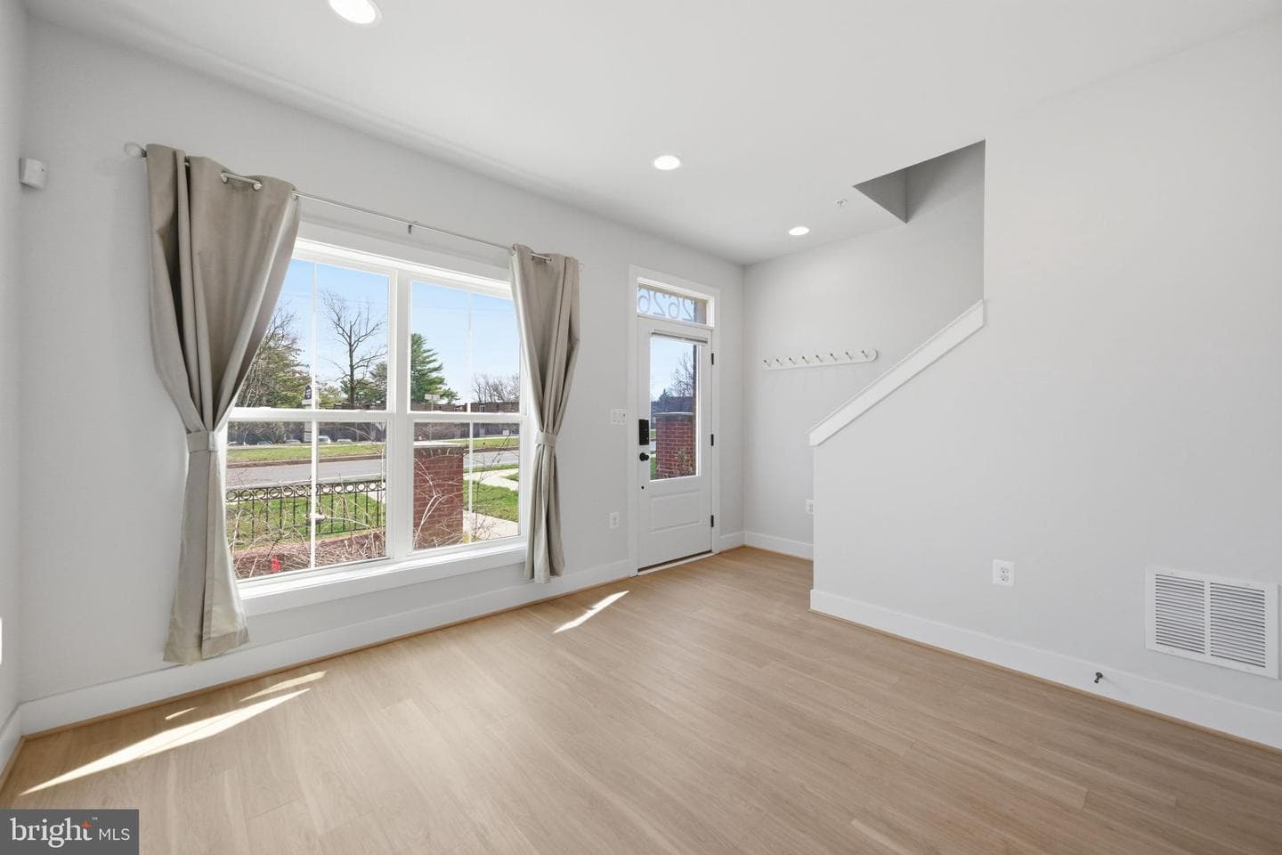 12626 Layhill Road photo 4