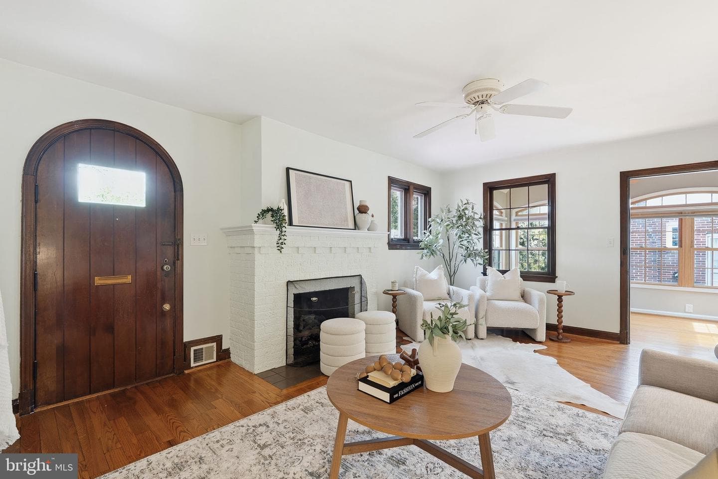 9504 Riley Road photo 2