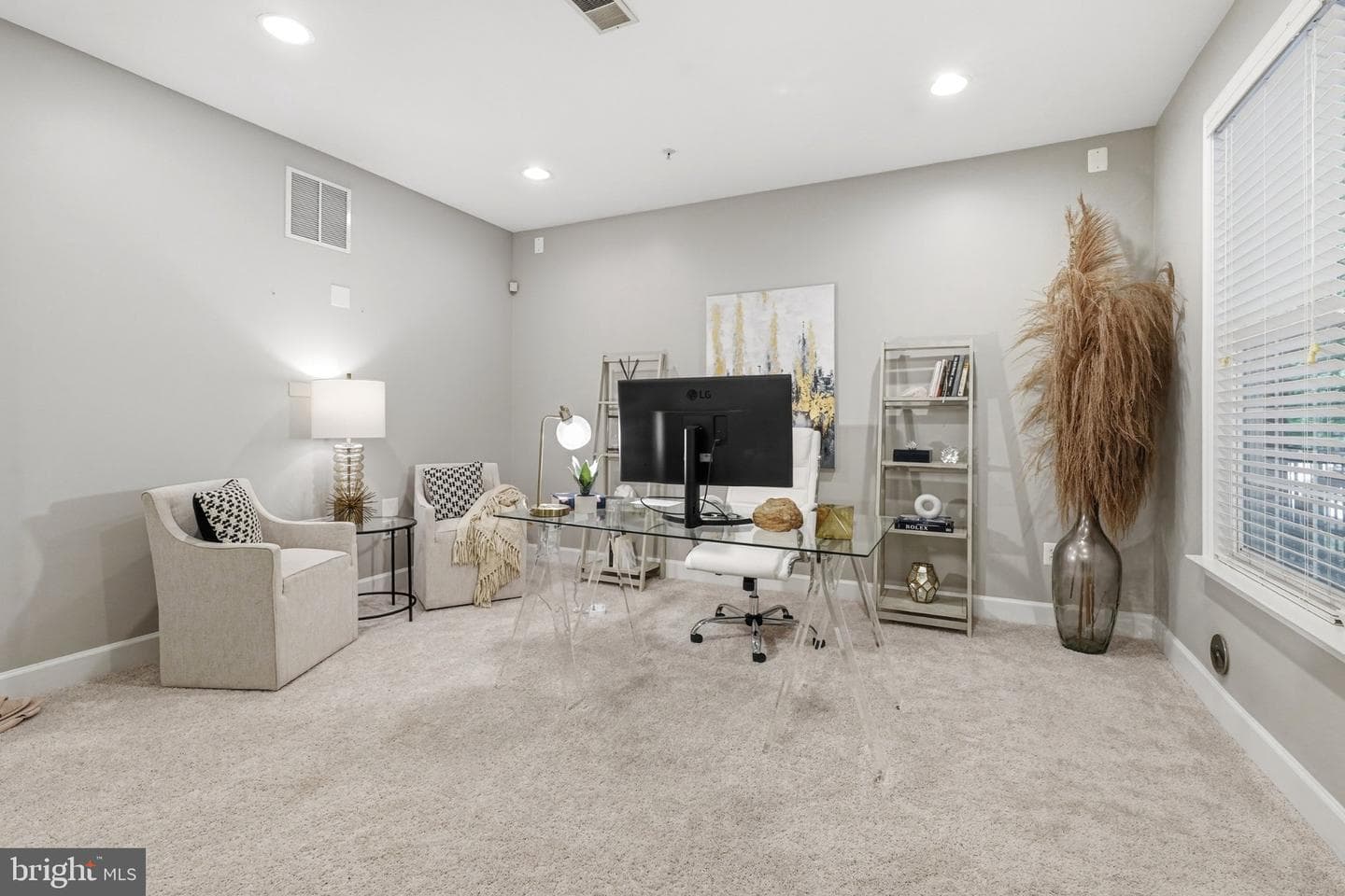 772 Raven Avenue photo 4