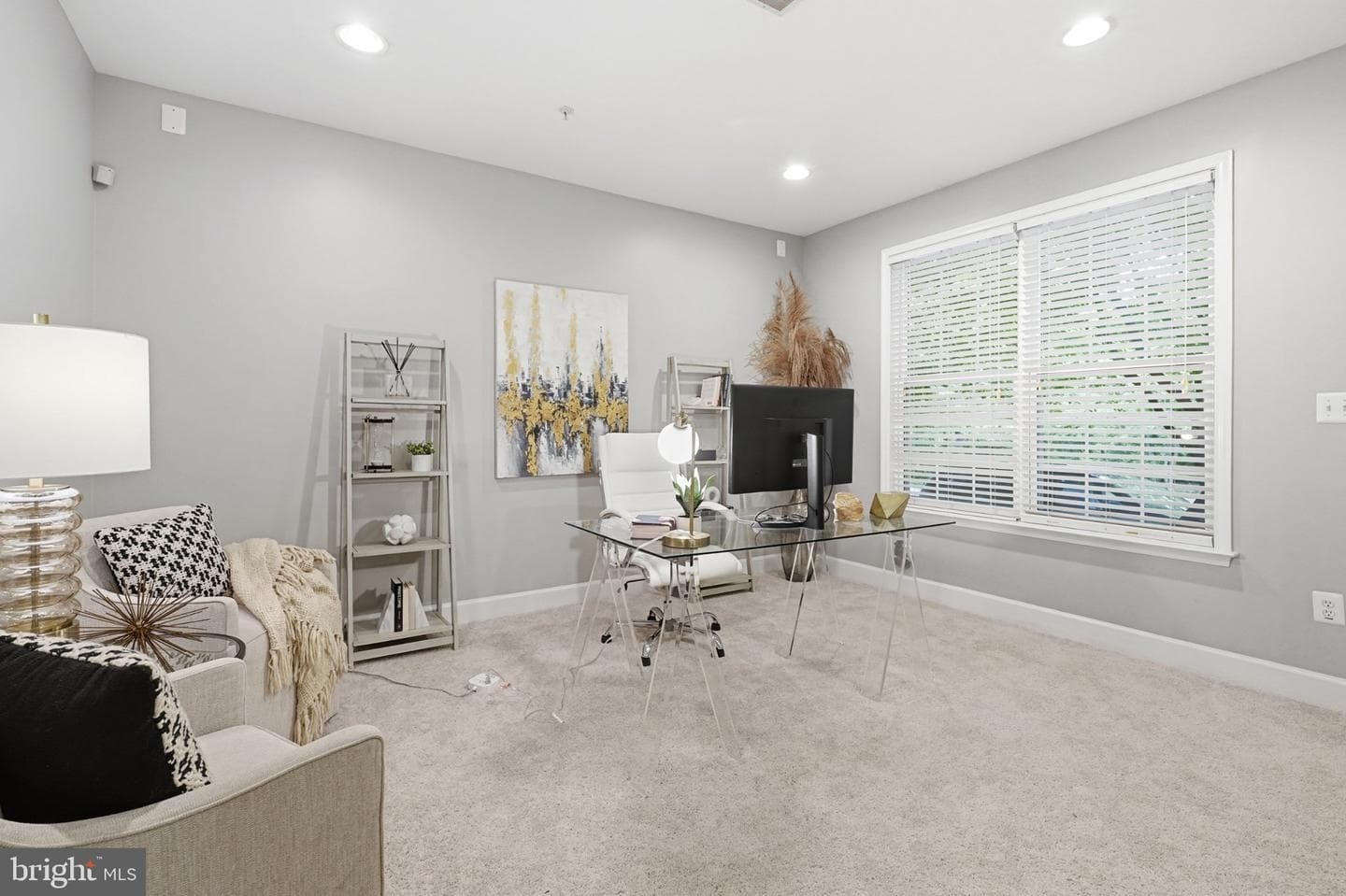 772 Raven Avenue photo 6